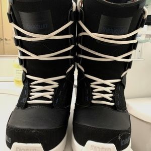 Men's Thirtytwo Black 8.5 Snowboard Boots